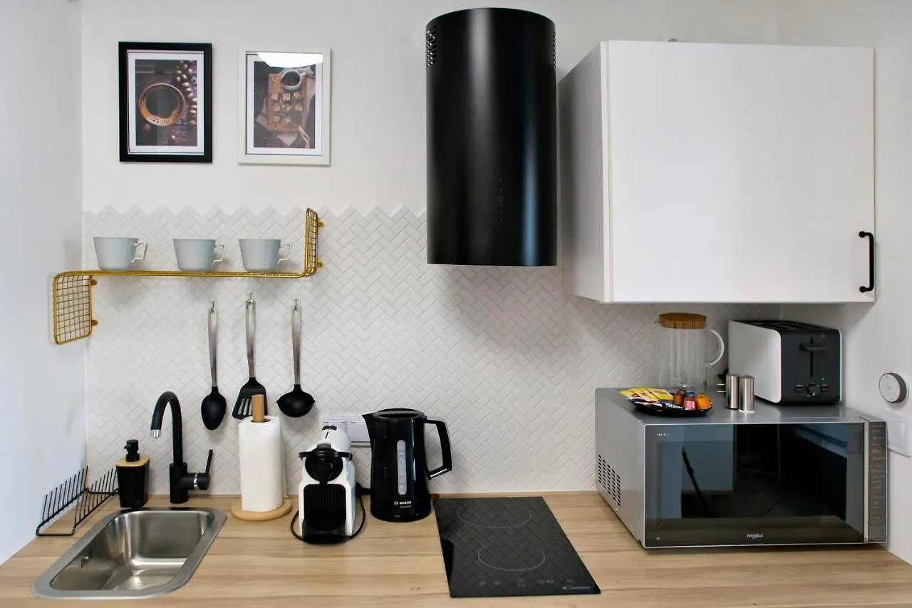 Prymasa Tysiaclecia - P&O Serviced Apartments Warsaw Poland