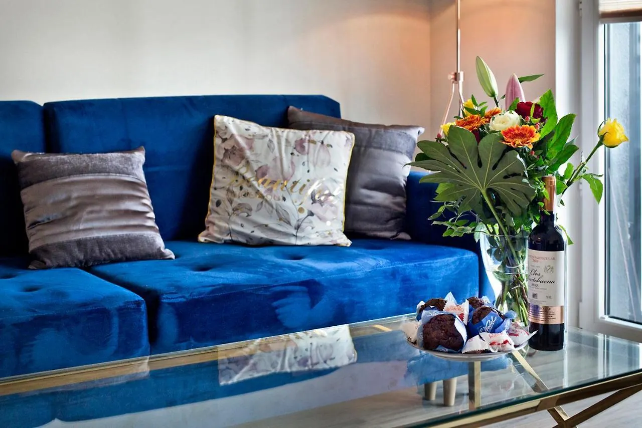 Prymasa Tysiaclecia - P&O Serviced Apartments 바르샤바